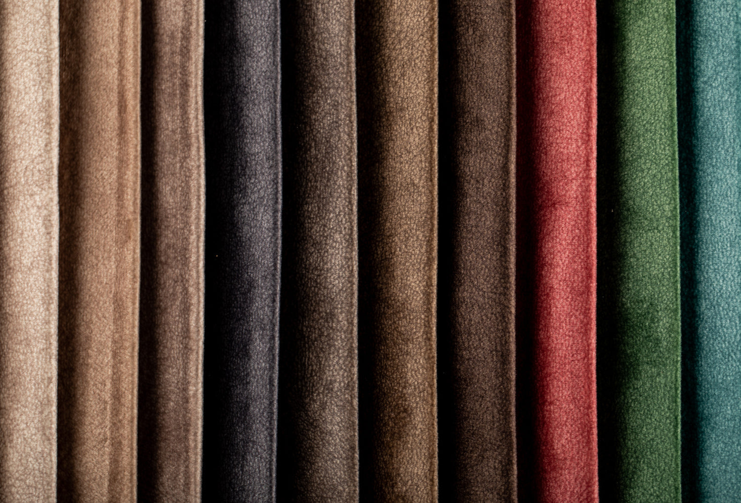 Leather Dye for Horse Tack: How to Restore and Recolour Saddles, Bridles and Boots