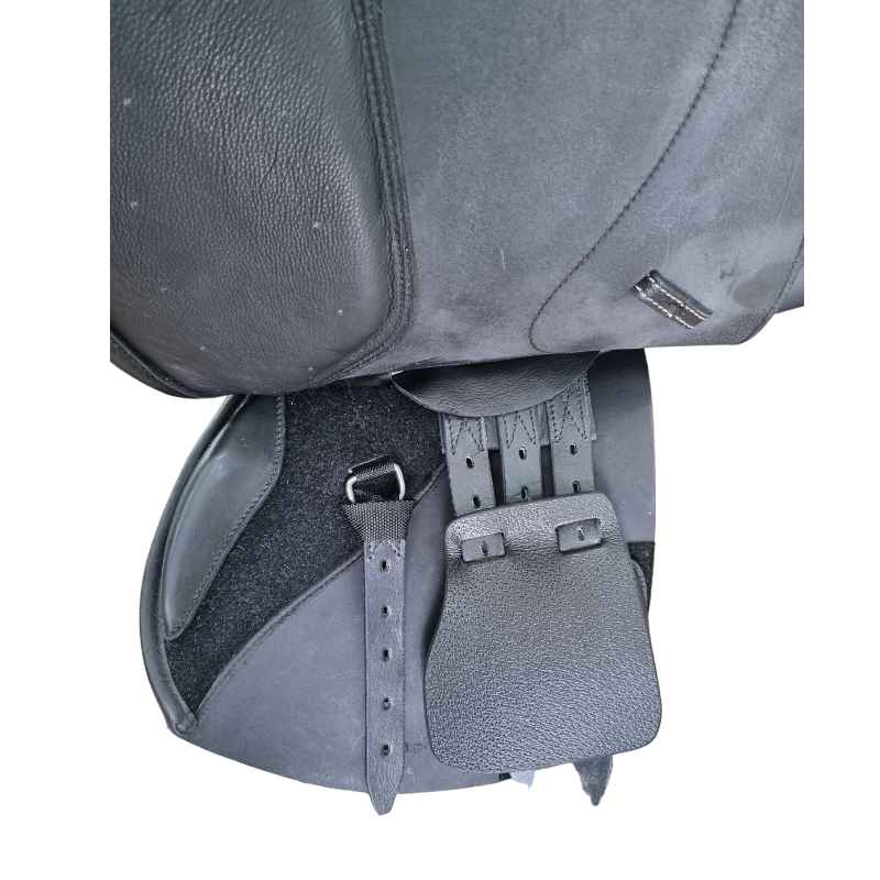 Saddle Close Contact Solo