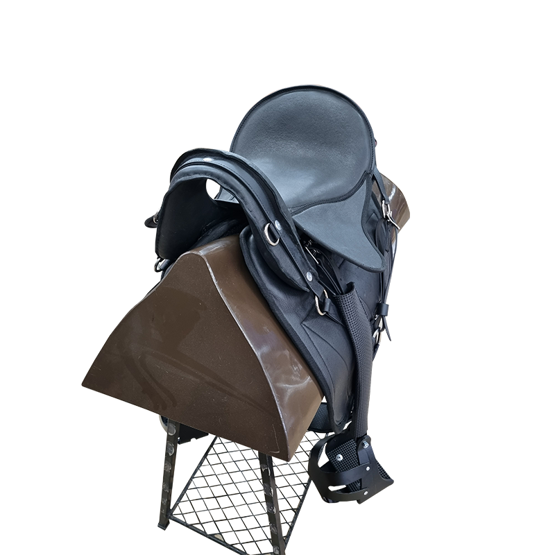 Saddle Trail Featherweight Solo Leather